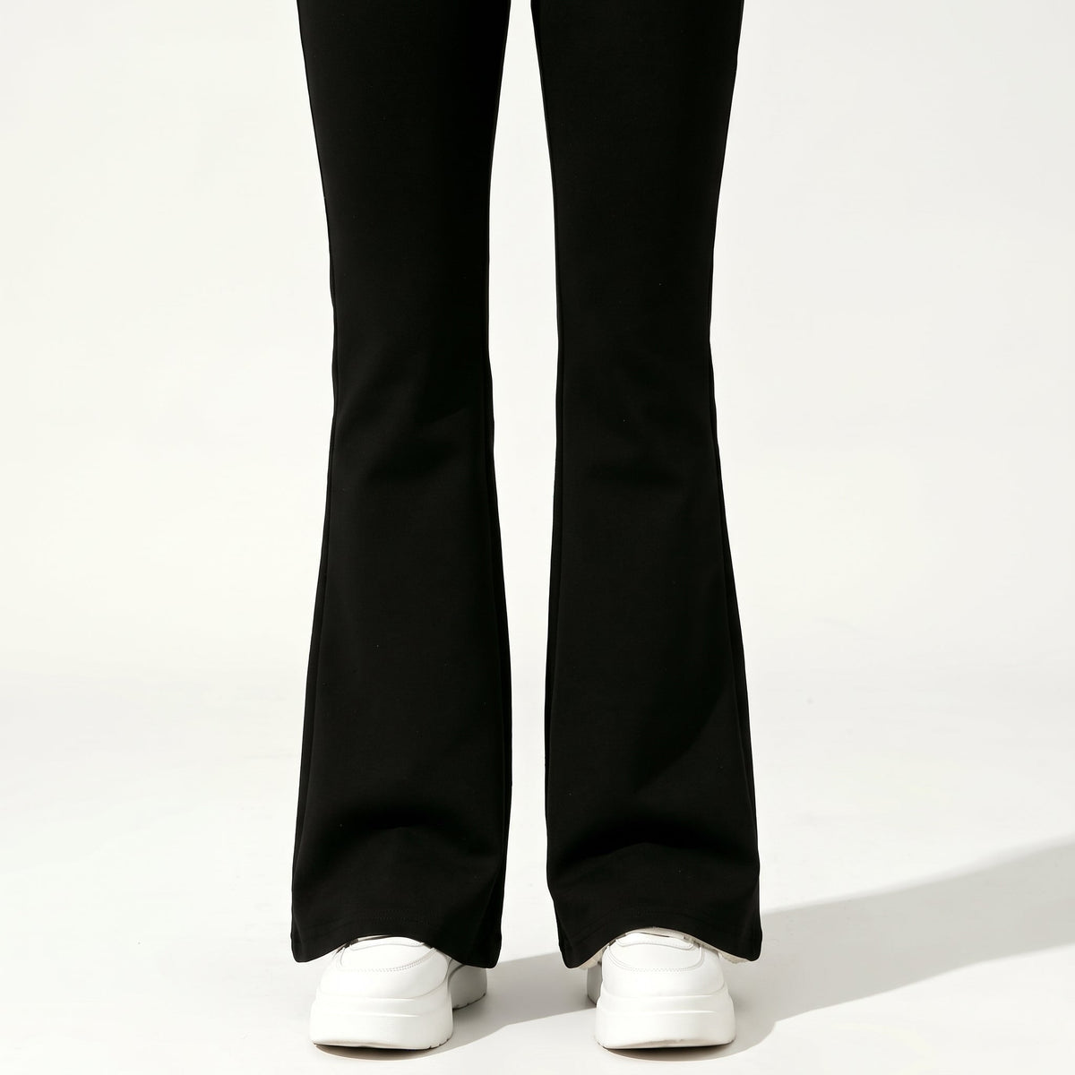 Pantalones acampanados de cintura alta con forro polar - Zarela